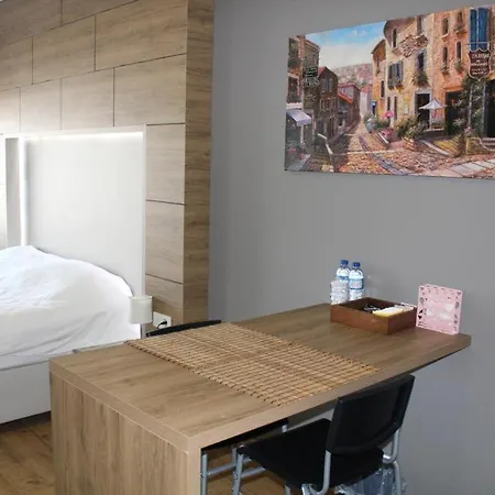 Bureau Store Apartman